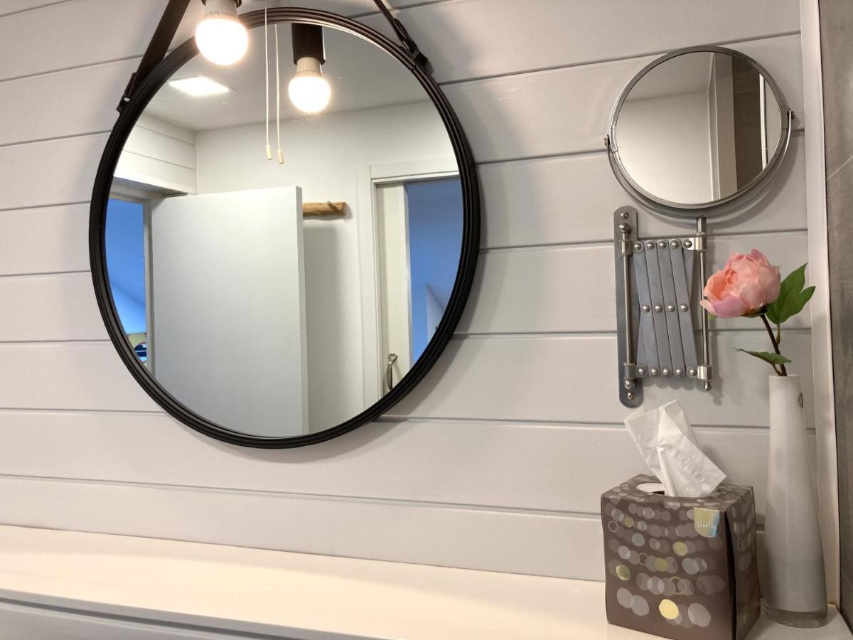 Living At Saarpartments - Adultsonly - Business & Holiday Homes With Kitchen For Long- And Short Term Stay, 3 Min To St Johanner Markt And Points Of Interest Saarbrucken Bagian luar foto